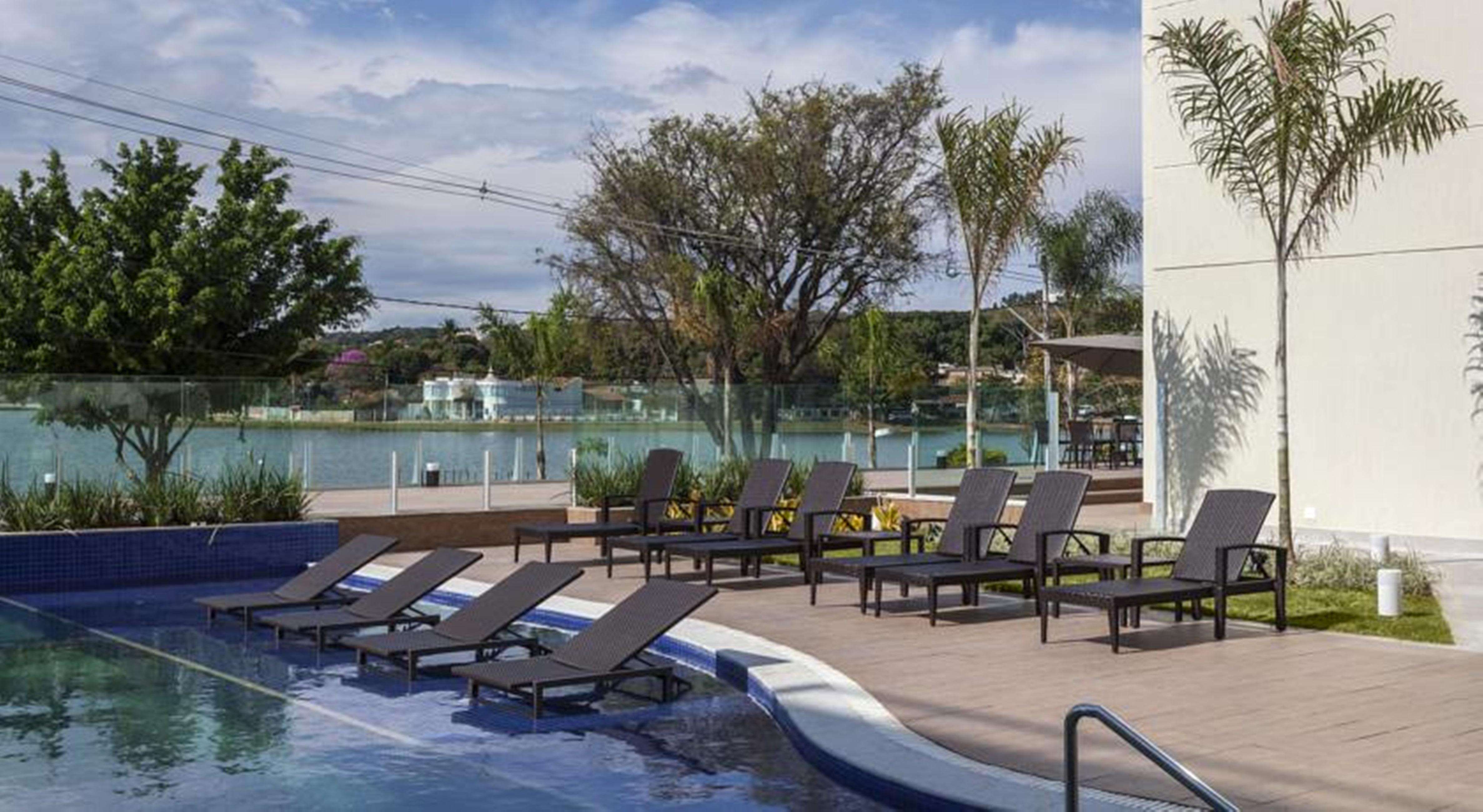 Esuites Lagoa Santa ラゴア・サンタ エクステリア 写真