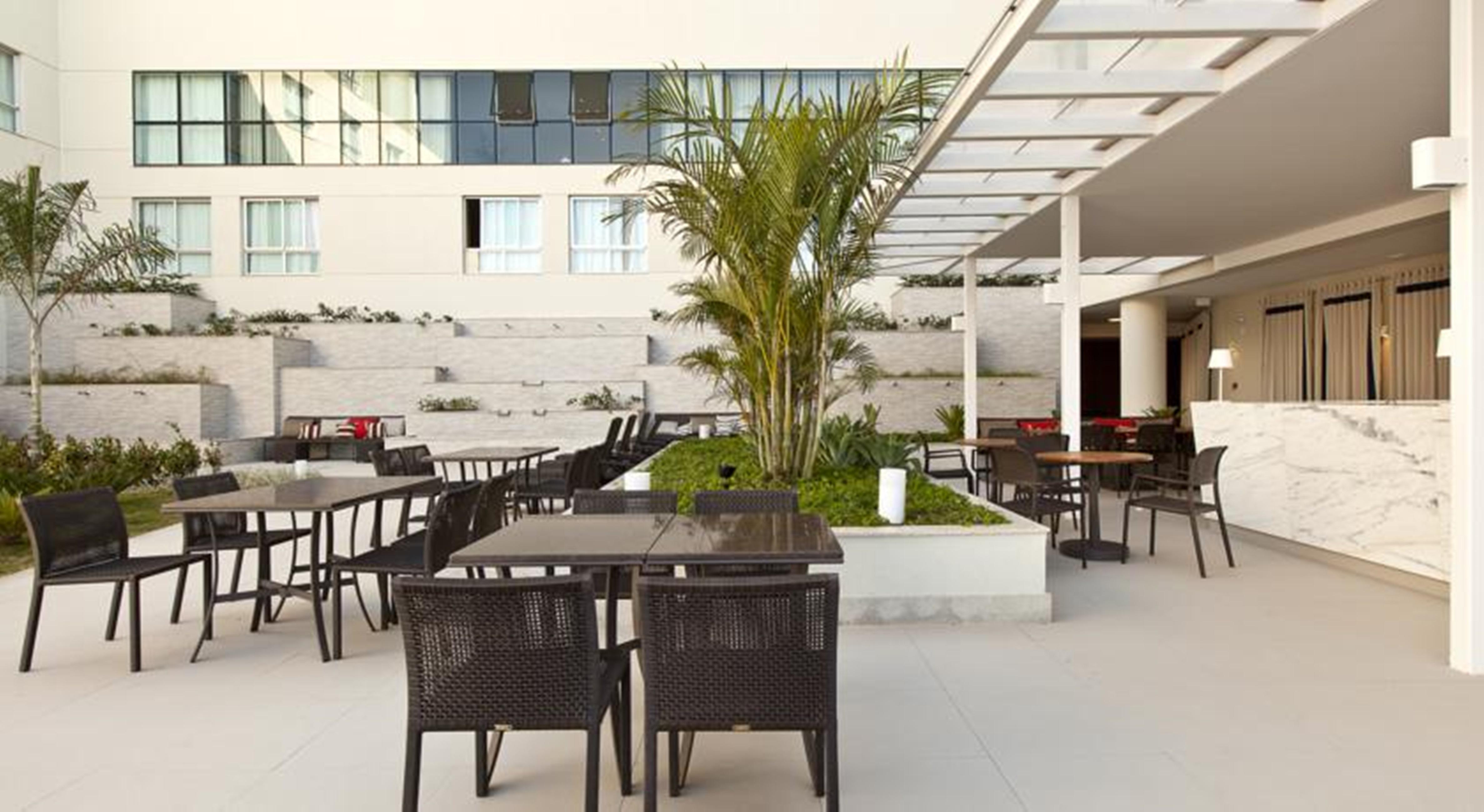 Esuites Lagoa Santa ラゴア・サンタ エクステリア 写真