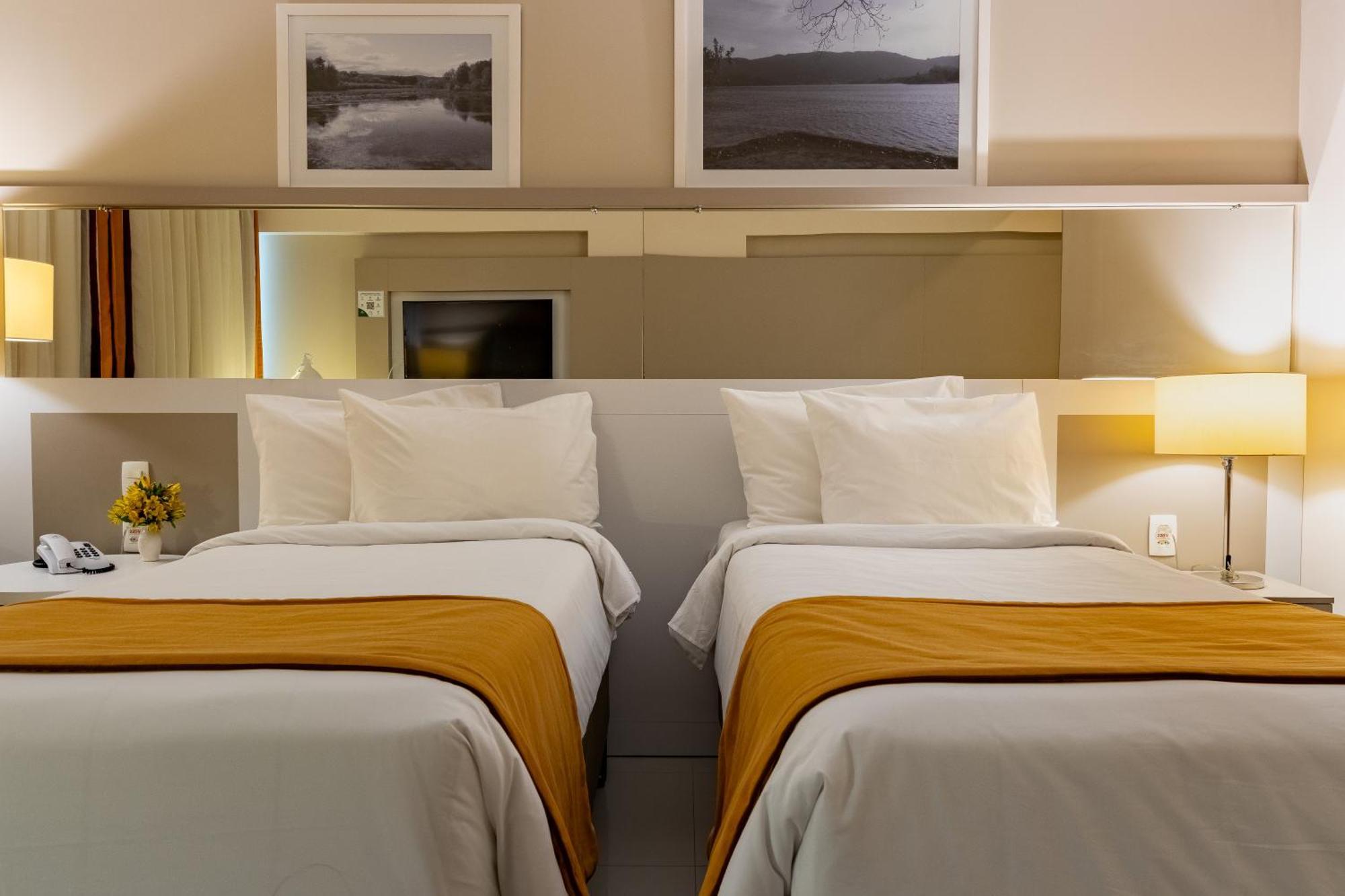 Esuites Lagoa Santa ラゴア・サンタ エクステリア 写真