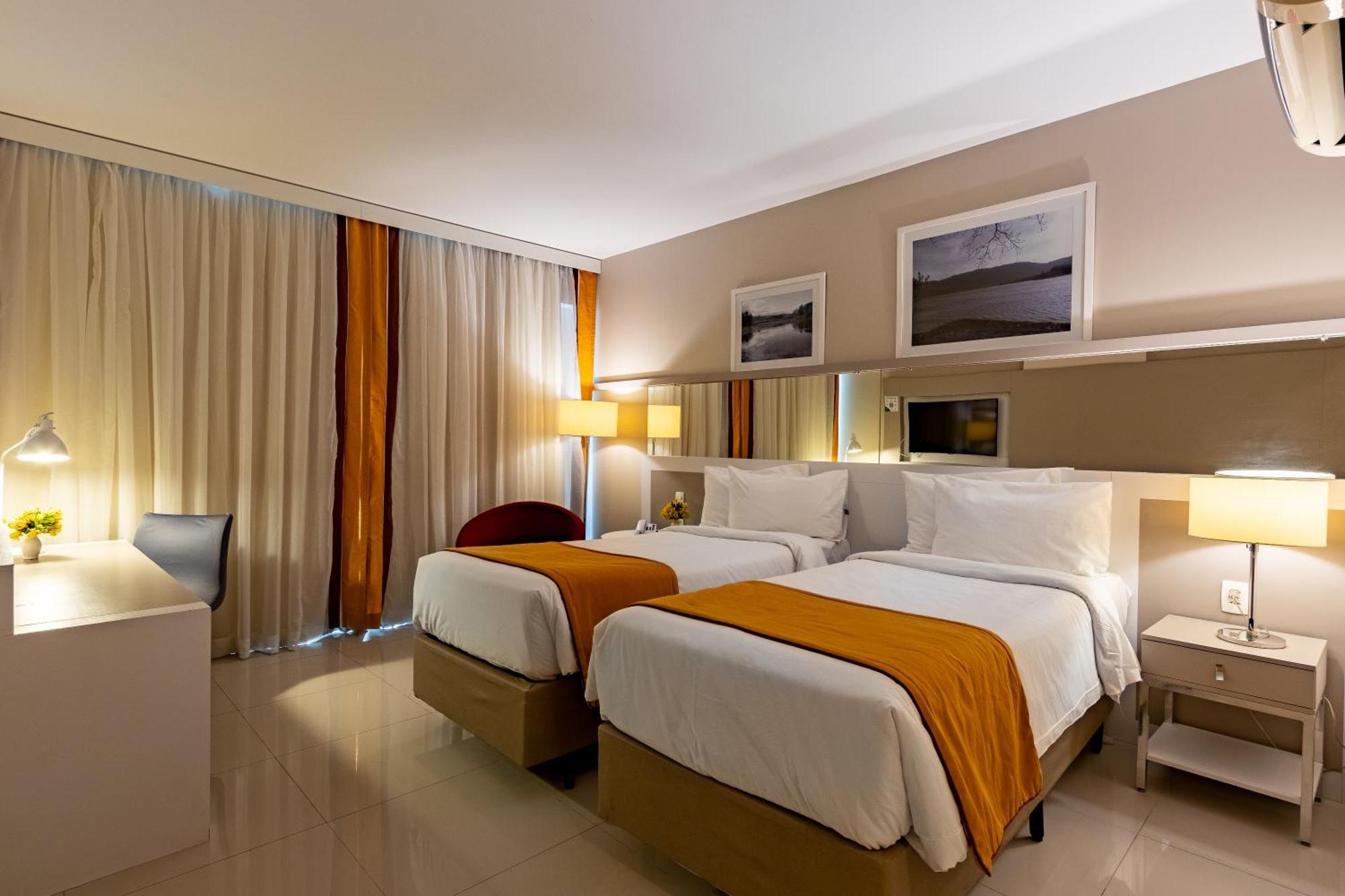 Esuites Lagoa Santa ラゴア・サンタ エクステリア 写真