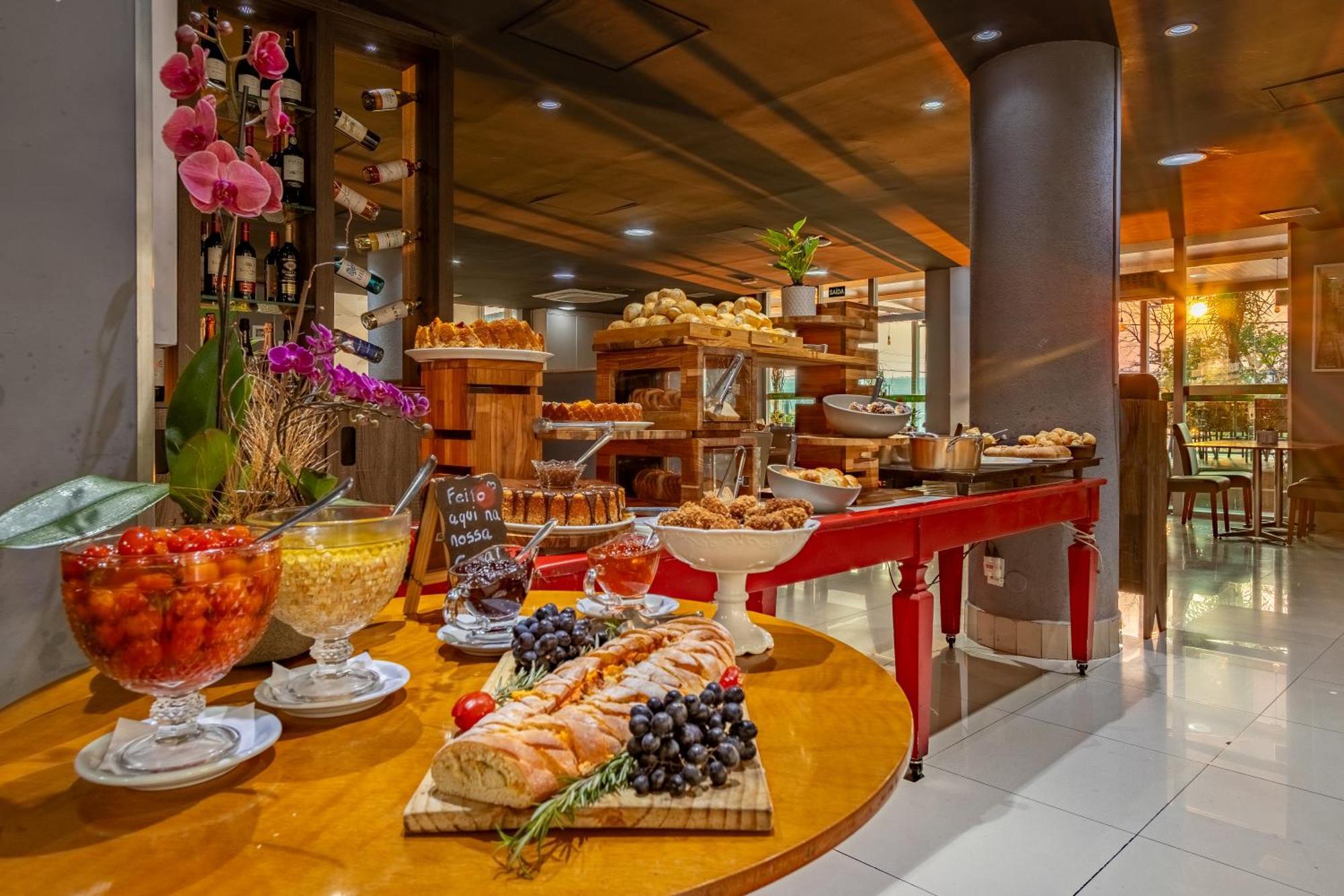 Esuites Lagoa Santa ラゴア・サンタ エクステリア 写真