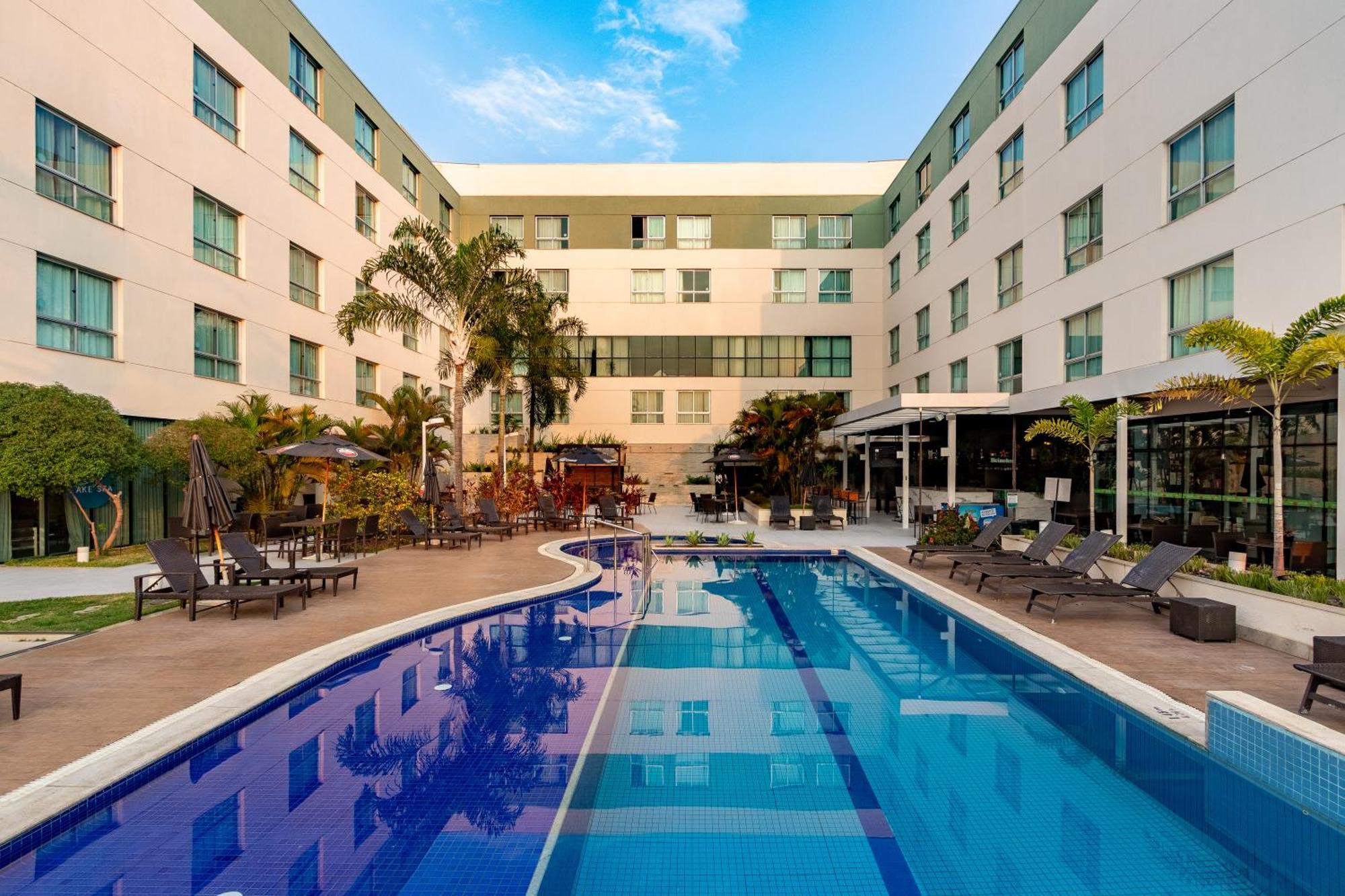Esuites Lagoa Santa ラゴア・サンタ エクステリア 写真