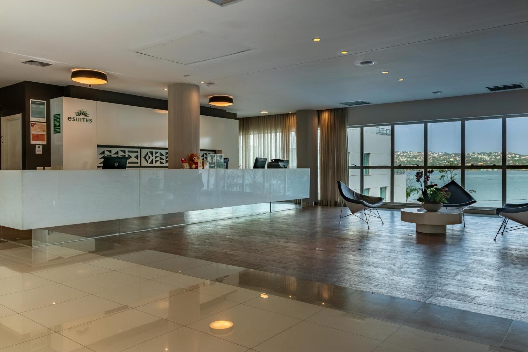 Esuites Lagoa Santa ラゴア・サンタ エクステリア 写真